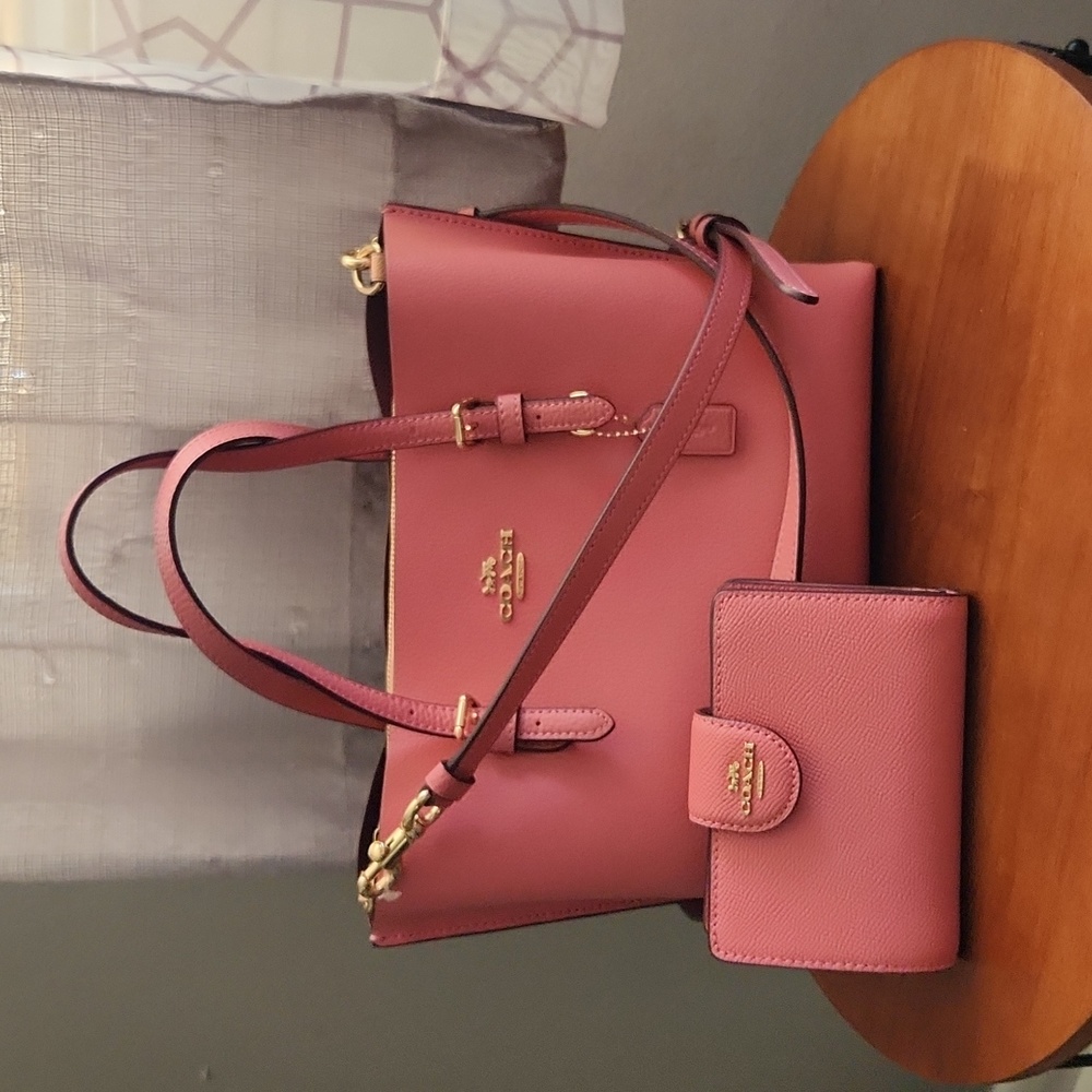 Coach Purse w/ matching Wallet Set